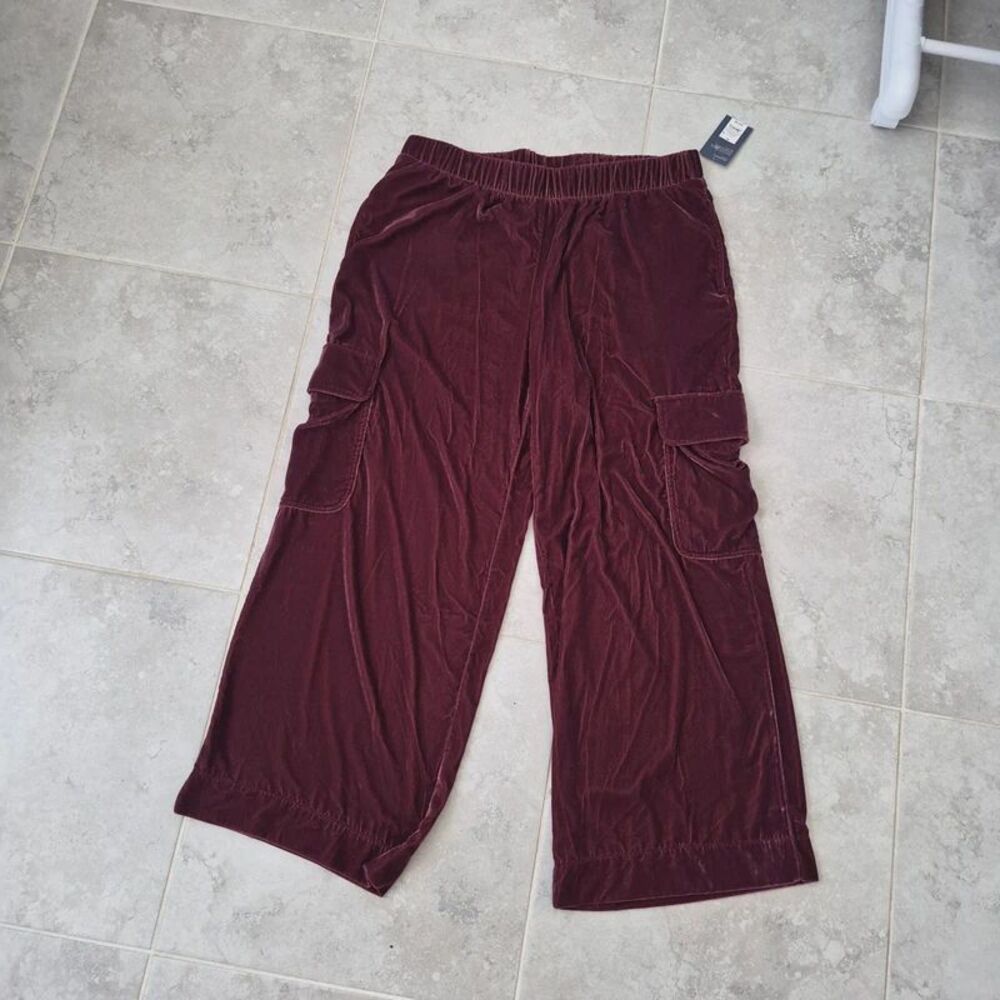 Womens Burgundy Mid-Rise Wide Leg Cargo Pants